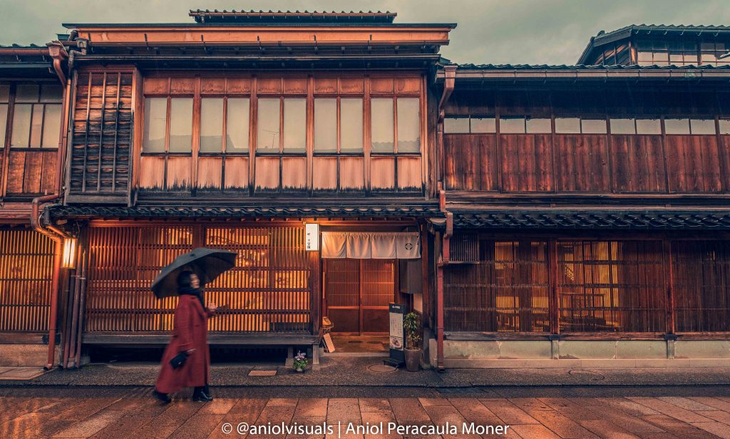 Kanazawa Higashi Chaya District by Aniolvisuals. Japan photography trip gear.