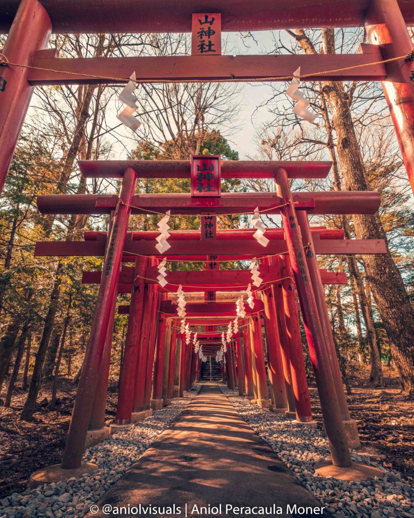 japan hidden photography spots arayayama shrine by aniolvisuals