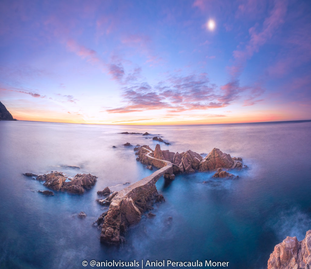 Cala canyets sunrise costa brava