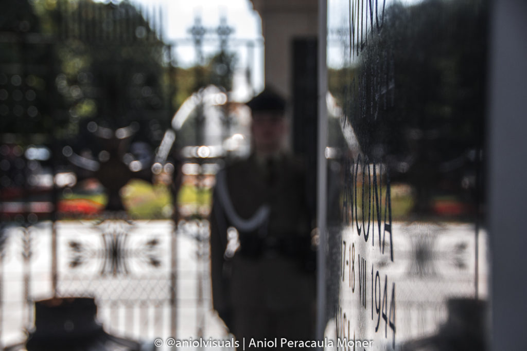 Poland photography guide by aniolvisuals. Warsaw photography tomb of the unknown soldier