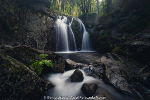 Waterfall photography guide: all you need to know. Gear, settings, and tips by aniolvisuals. settings camera waterfall photography.