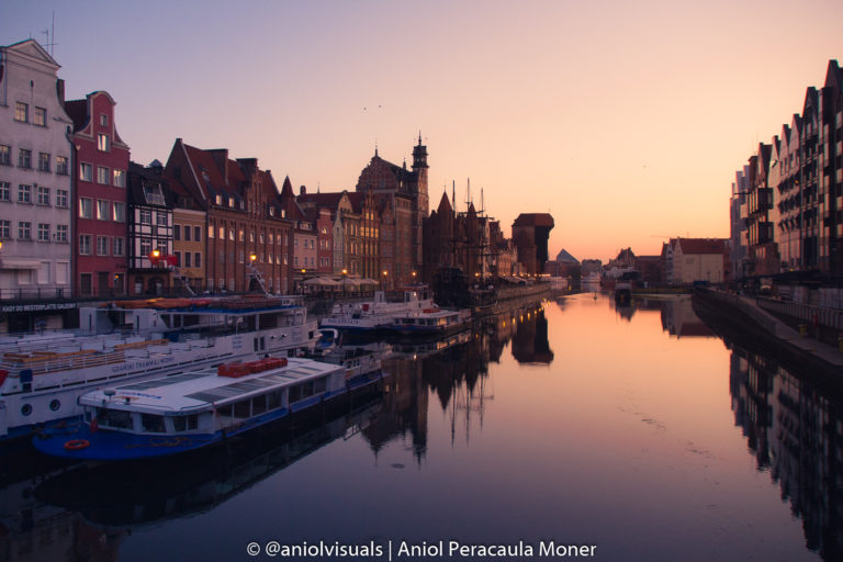 Gdansk sunrise photo spot. Poland photography guide by aniolvisuals
