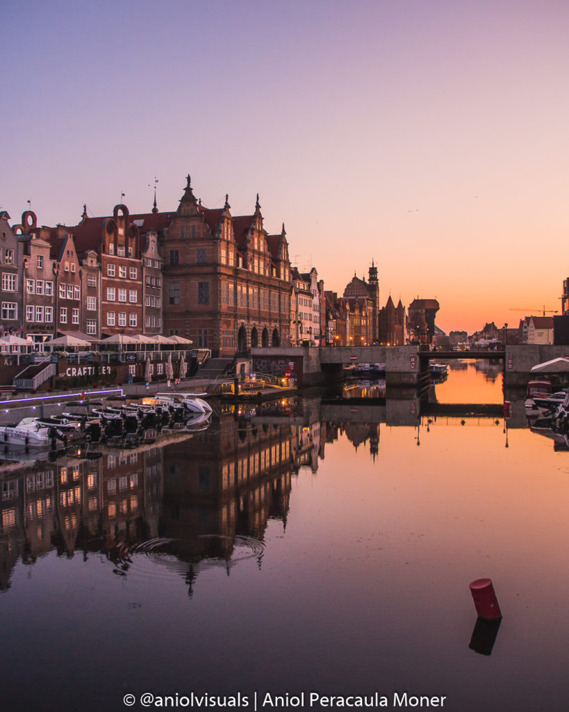 Gdansk sunrise photo spot. Poland photography guide by aniolvisuals