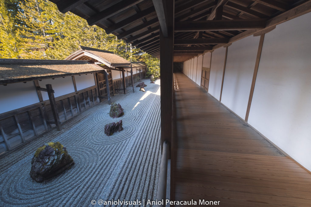 Kongobuji temple photography by aniolvisuals