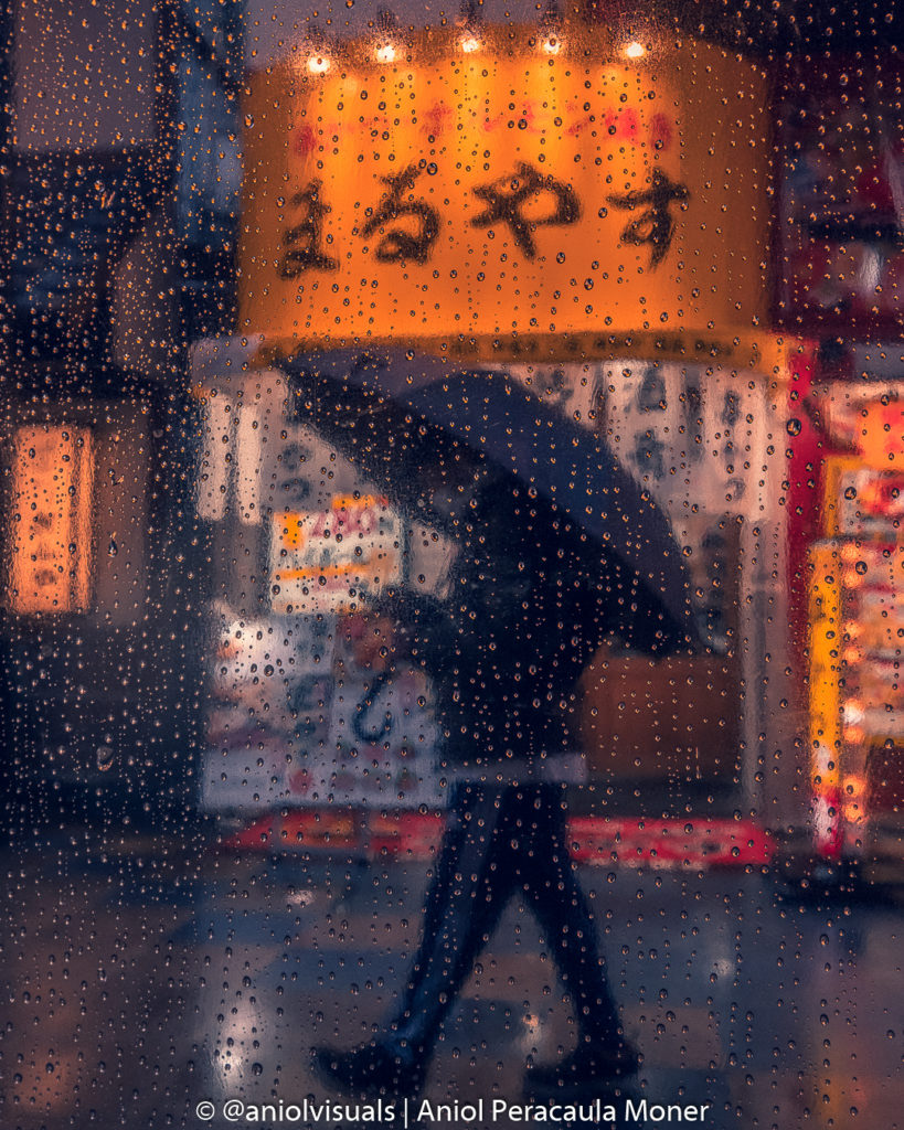 Shinsekai street photography detail by aniolvisuals