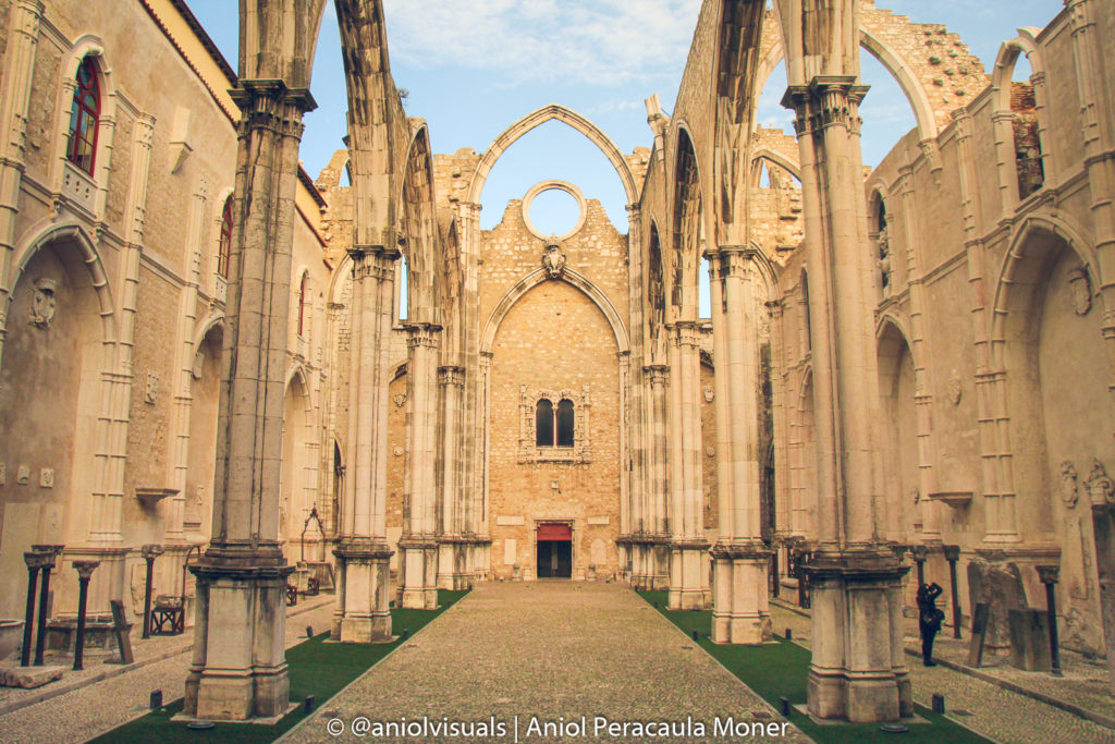 Lisbon photography spot ruined church