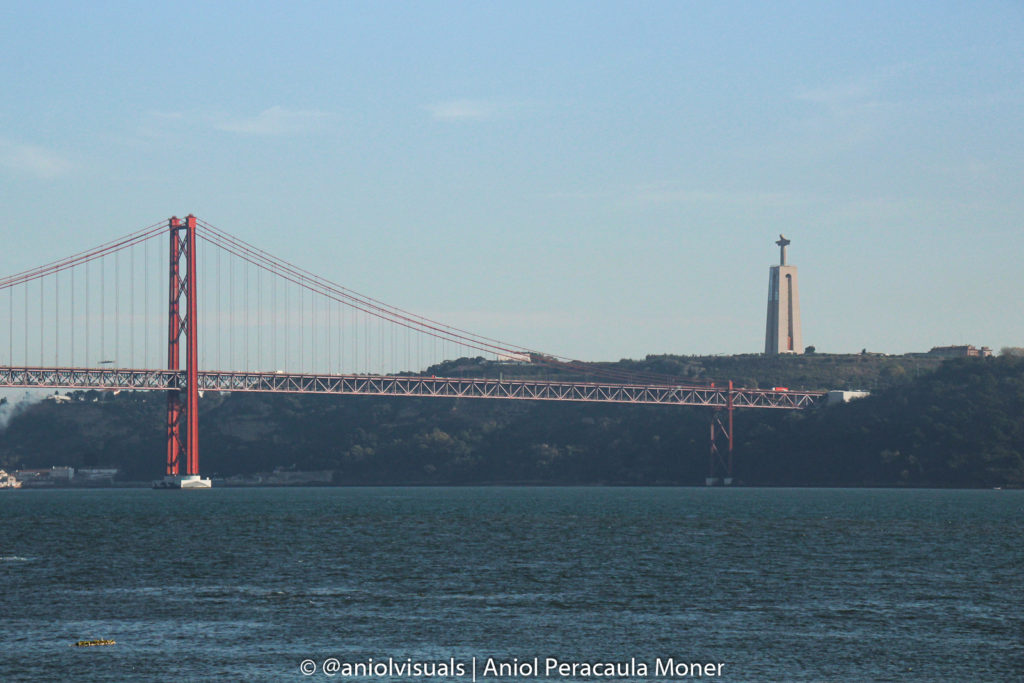 Lisbon 25 de abril bridge