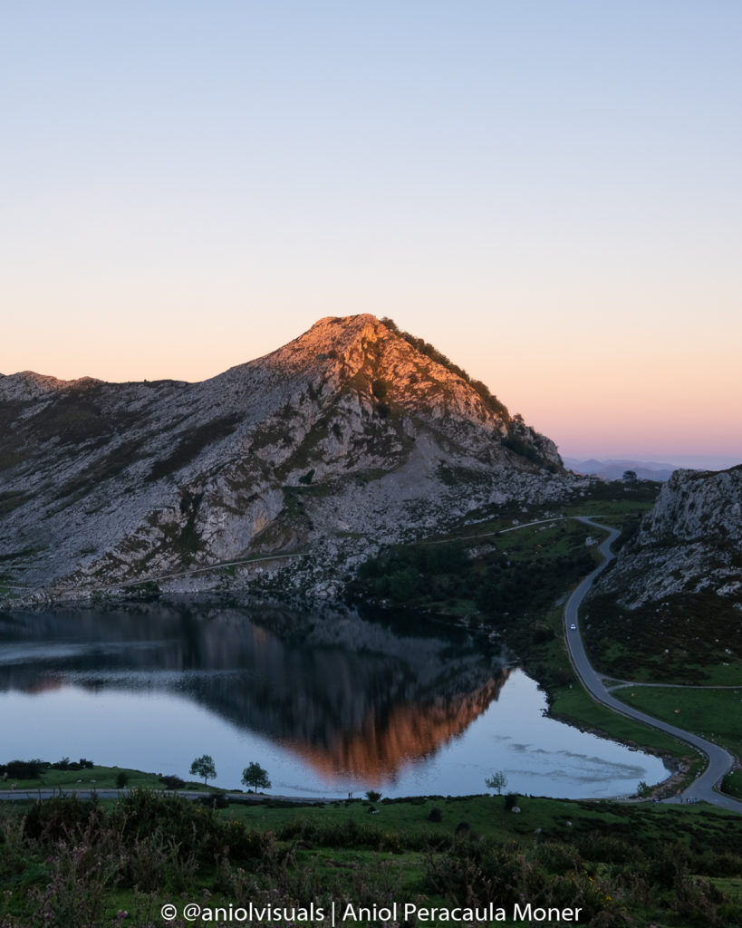lagos de covadonga road