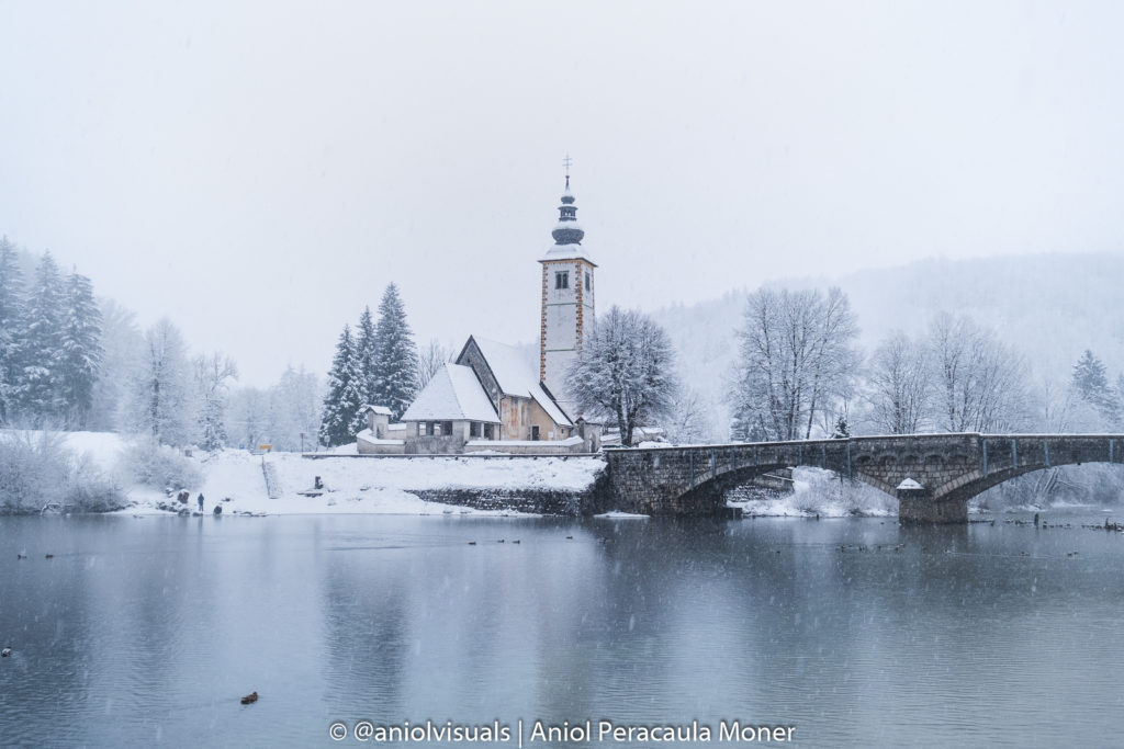 Bojinh lake snowfall bridge church