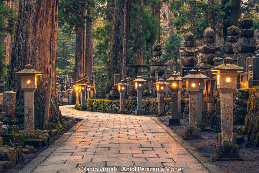 Okunoin Cemetery japan best photography spots