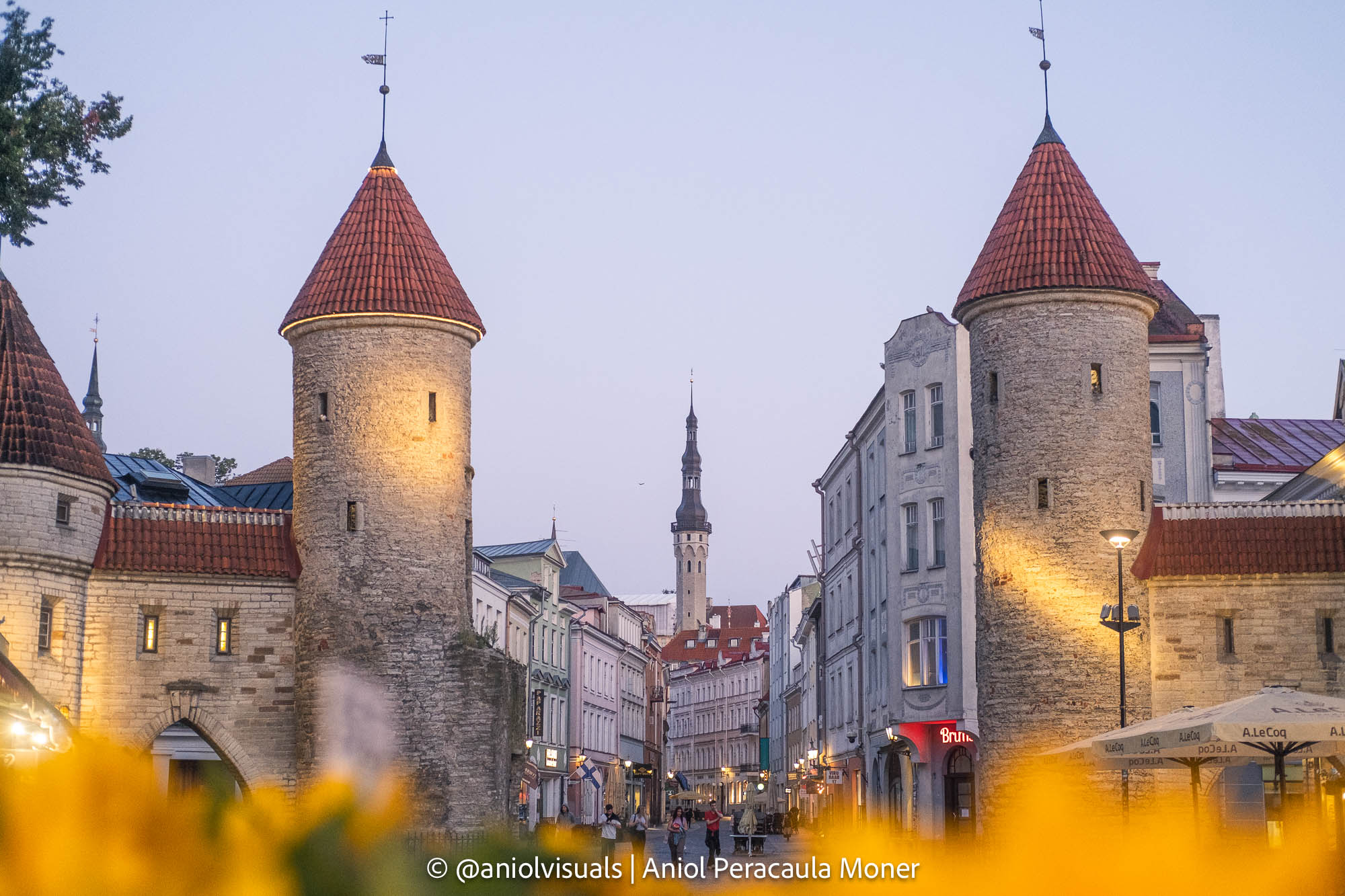 tallinn photography guide viru gate 2 tallinn photography guide viru gate