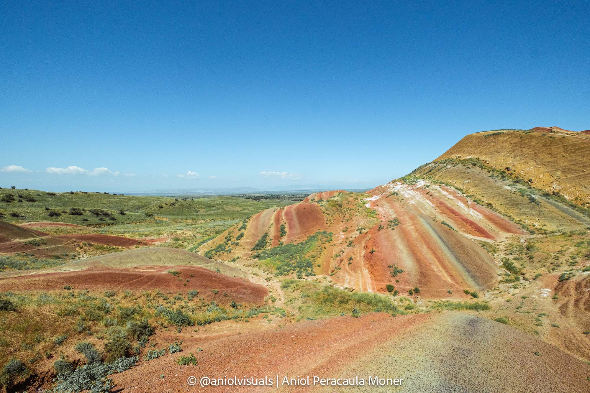 tbilisi georgia rainbow mountains