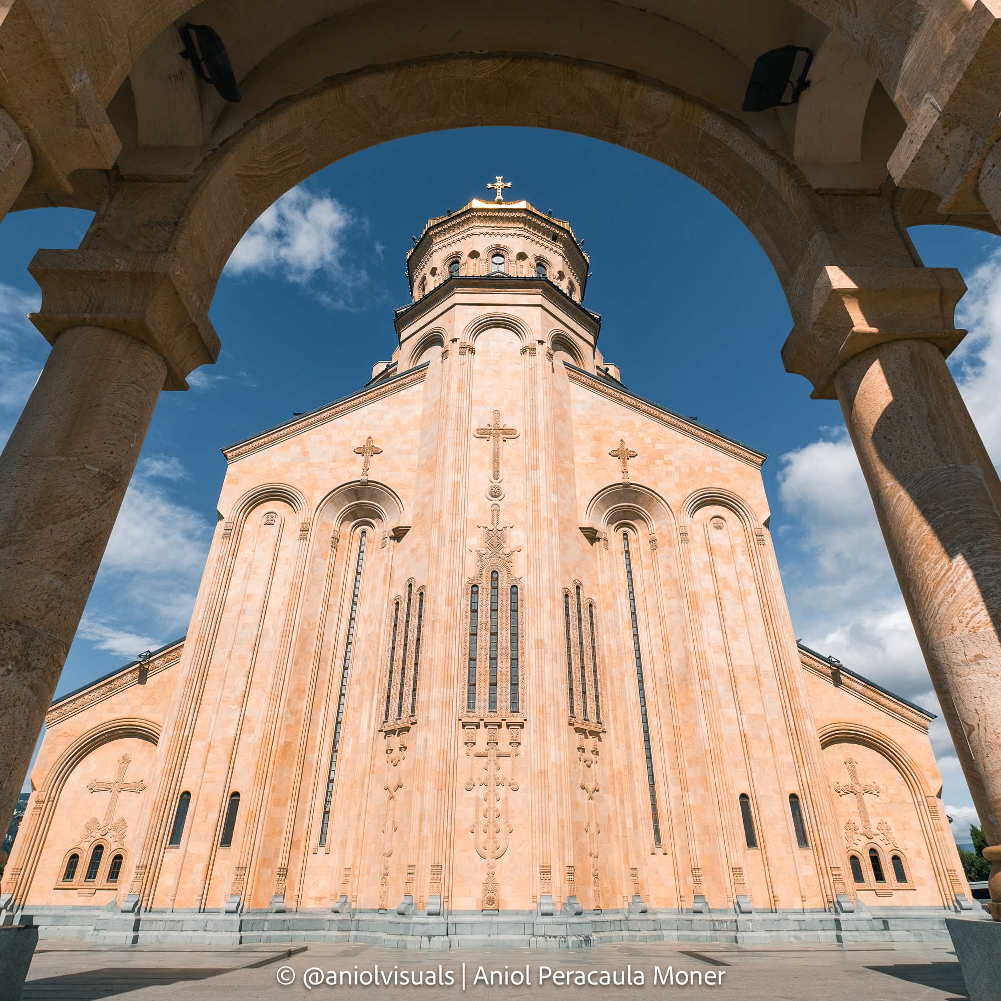 tbilisi photography cathedral