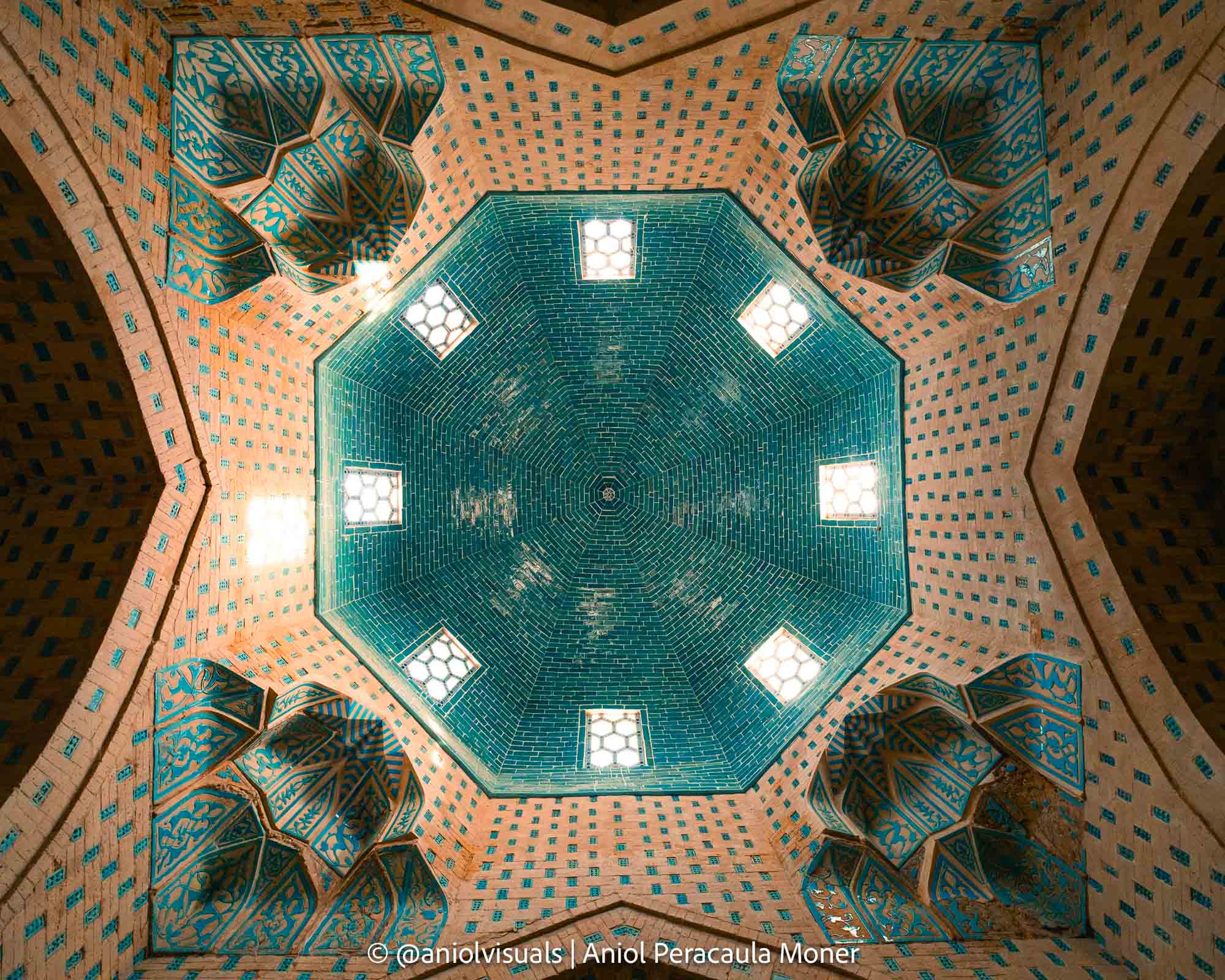 Nukus Mizdakhan Necropolis photography
guide