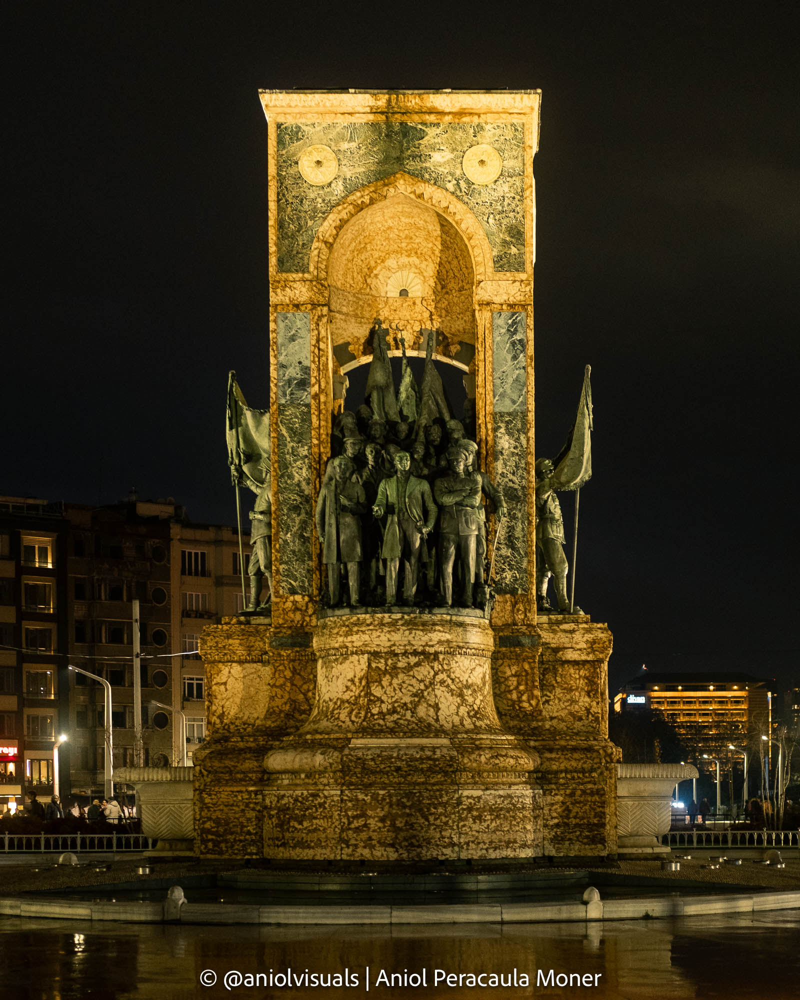 Istanbul taksim square