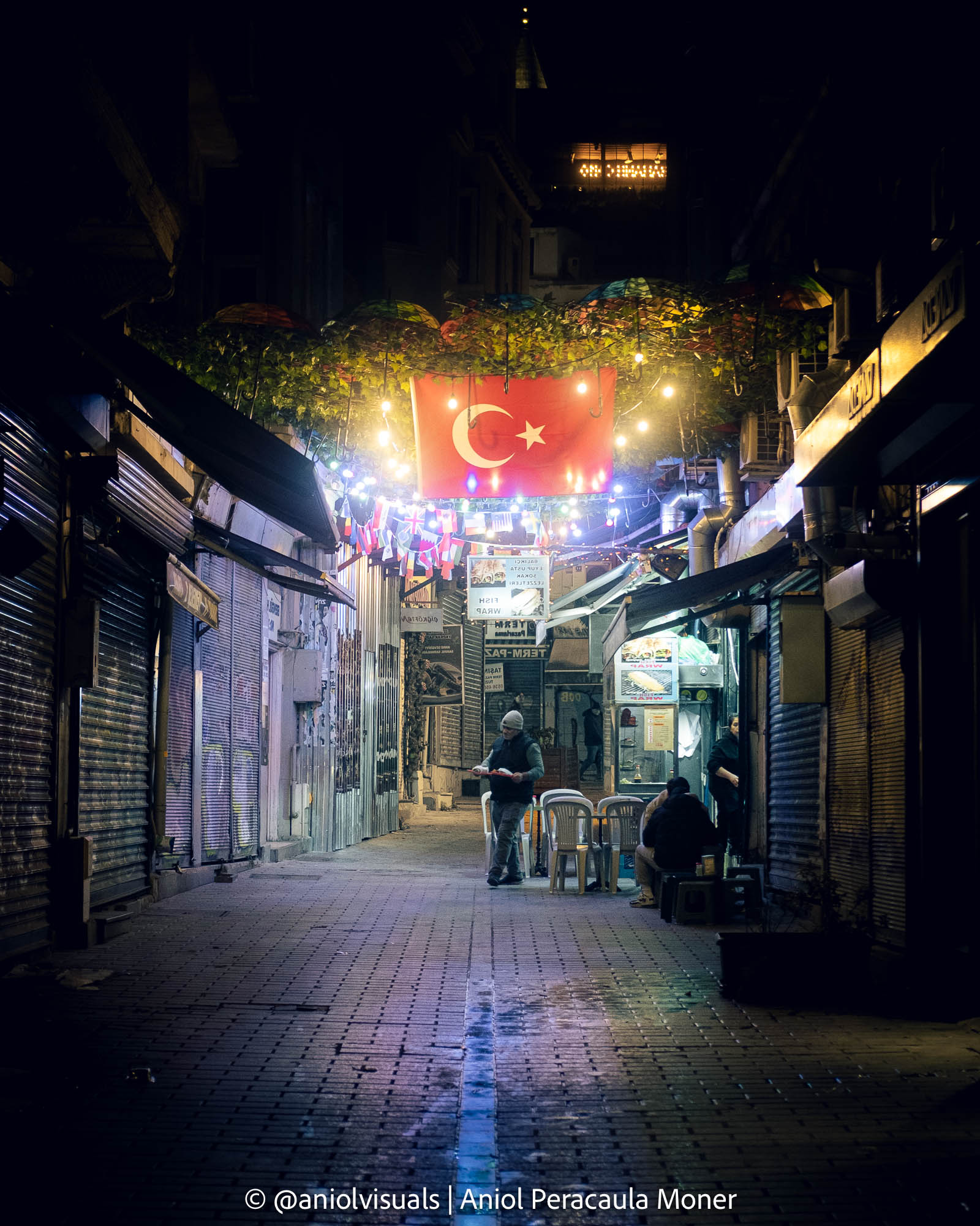 Istanbul photography spots night karakoy