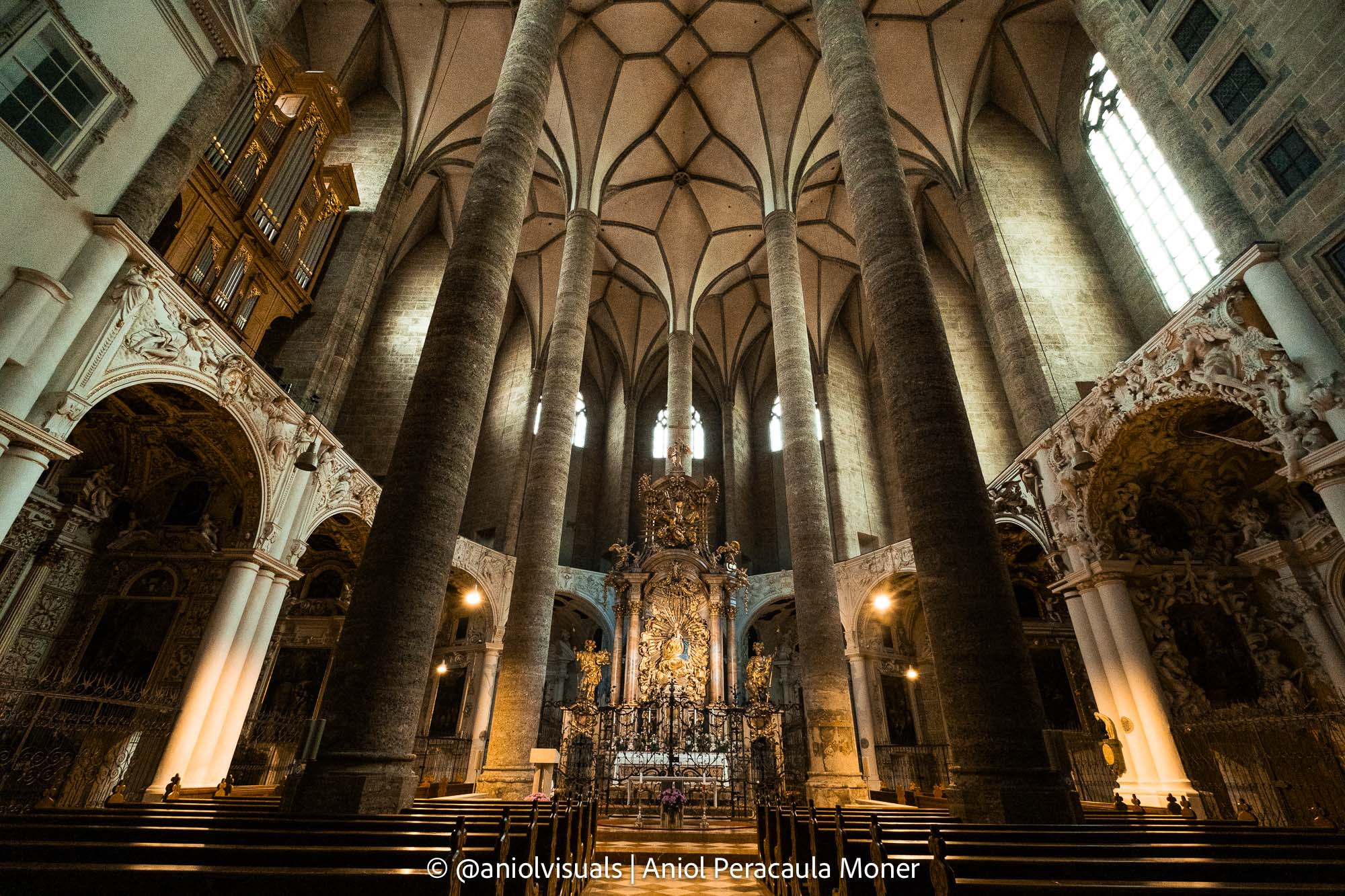 Franziskanerkirche salzburg photography spots