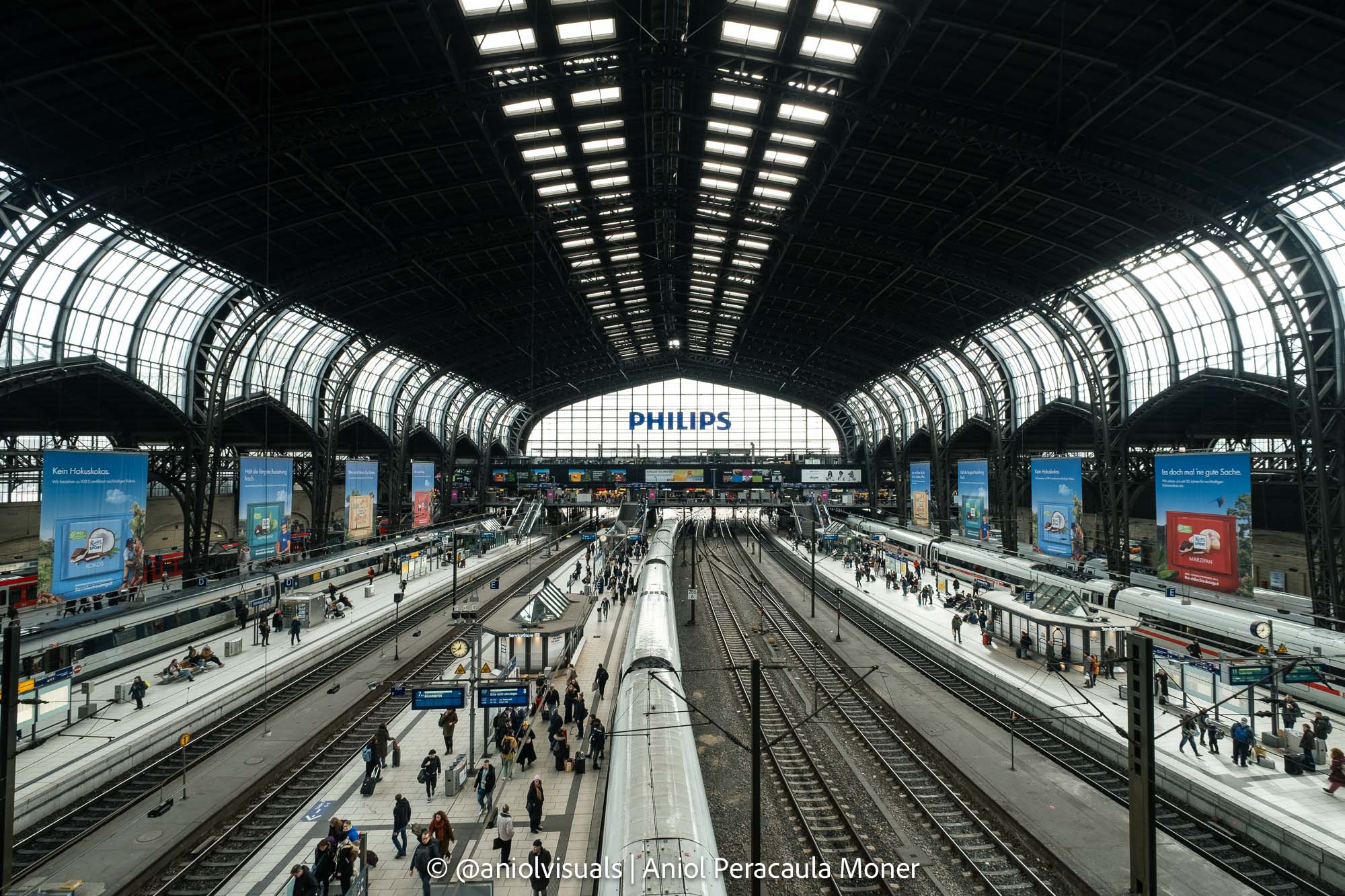 hamburg train station photography