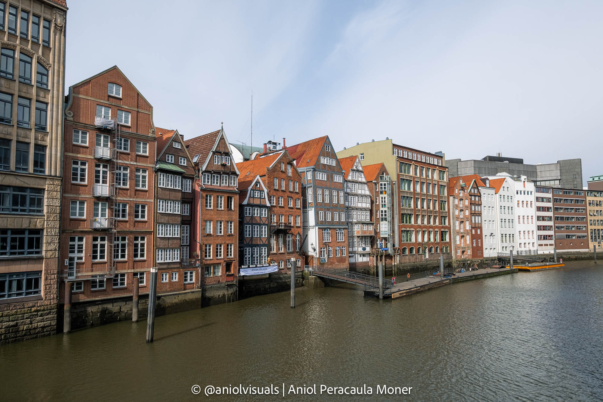 hamburg canal photography