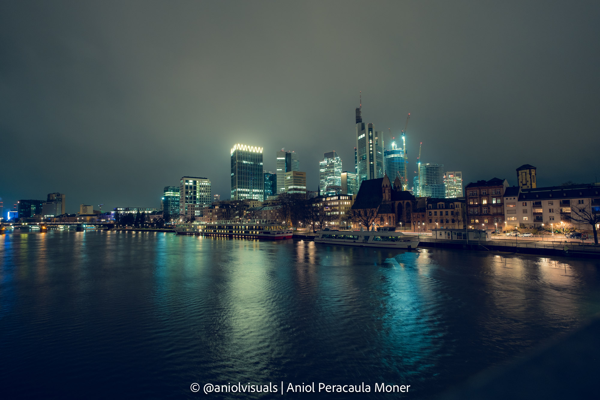 Frankfurt skylight photography spots