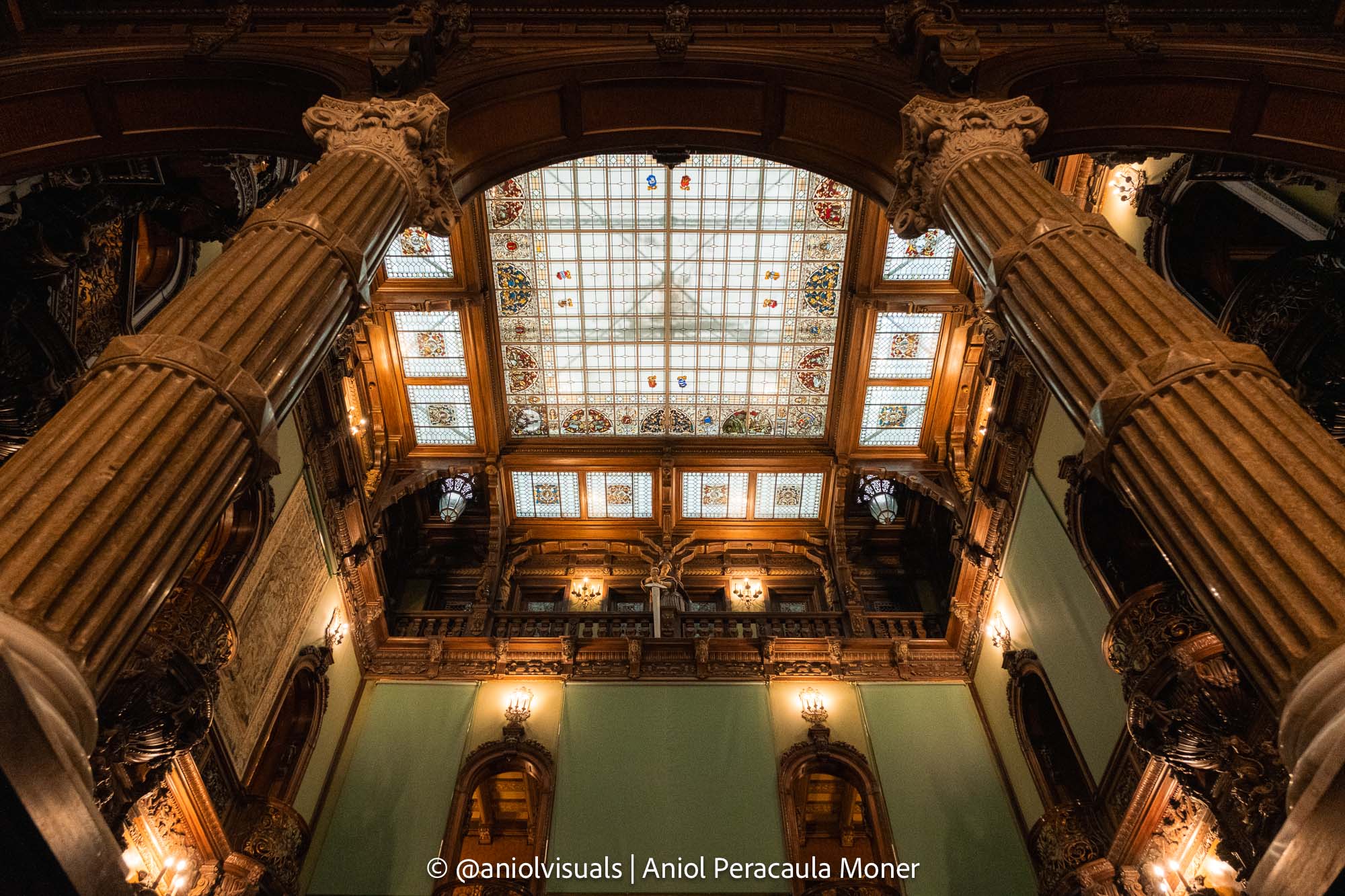Peles castle romania photo spots